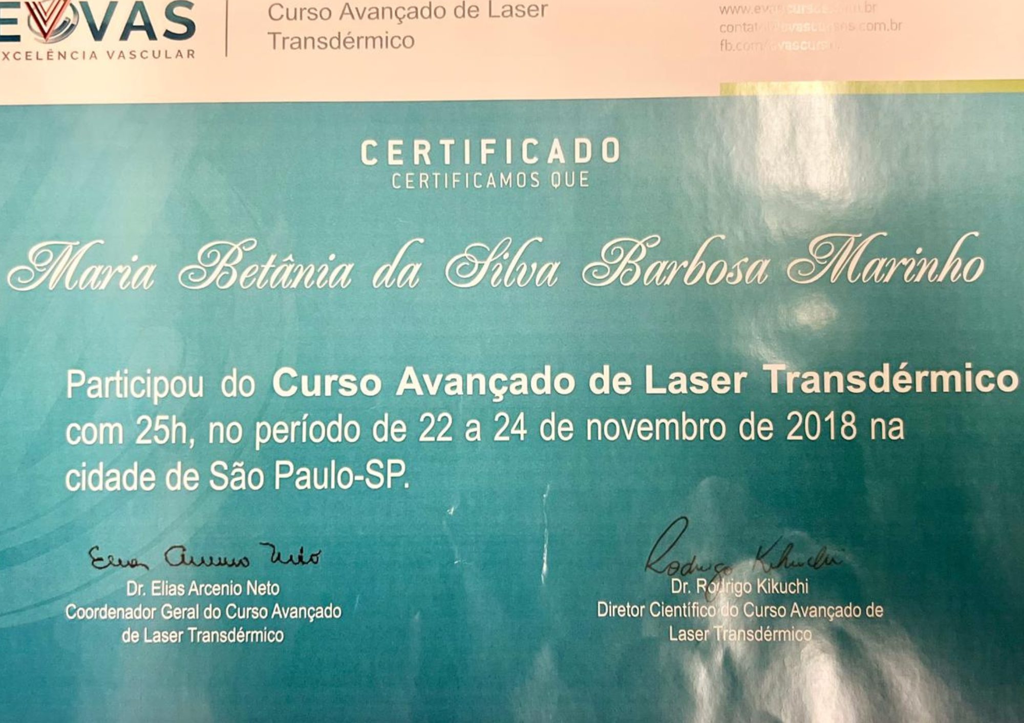 Dra Maria Betânia | Cirurgiã Vascular e Angiologista Especialista em Varizes em Brasília - DF. Tratamento modernos no conforto do consultório, sem internação.
