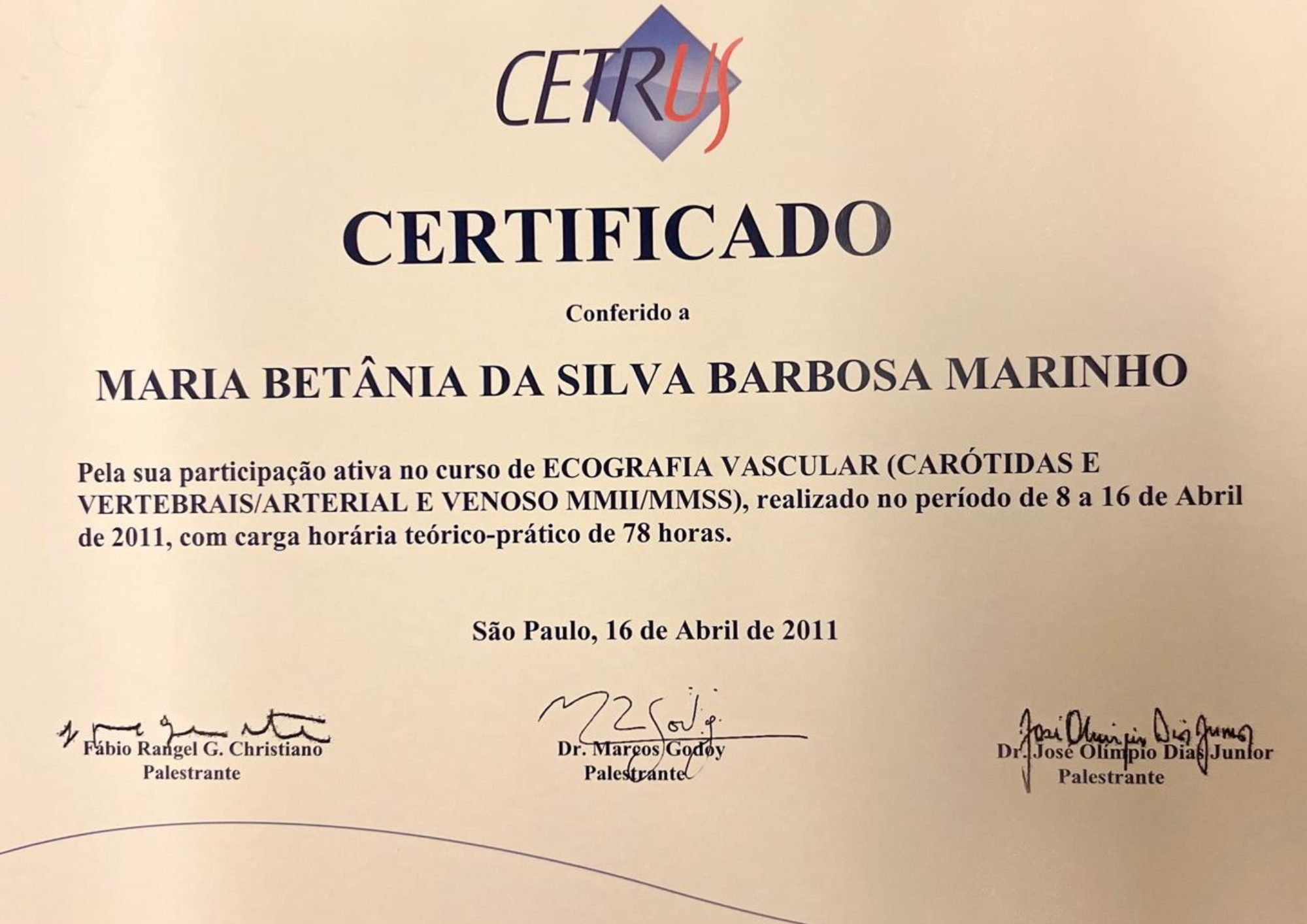 Dra Maria Betânia | Cirurgiã Vascular e Angiologista Especialista em Varizes em Brasília - DF. Tratamento modernos no conforto do consultório, sem internação.