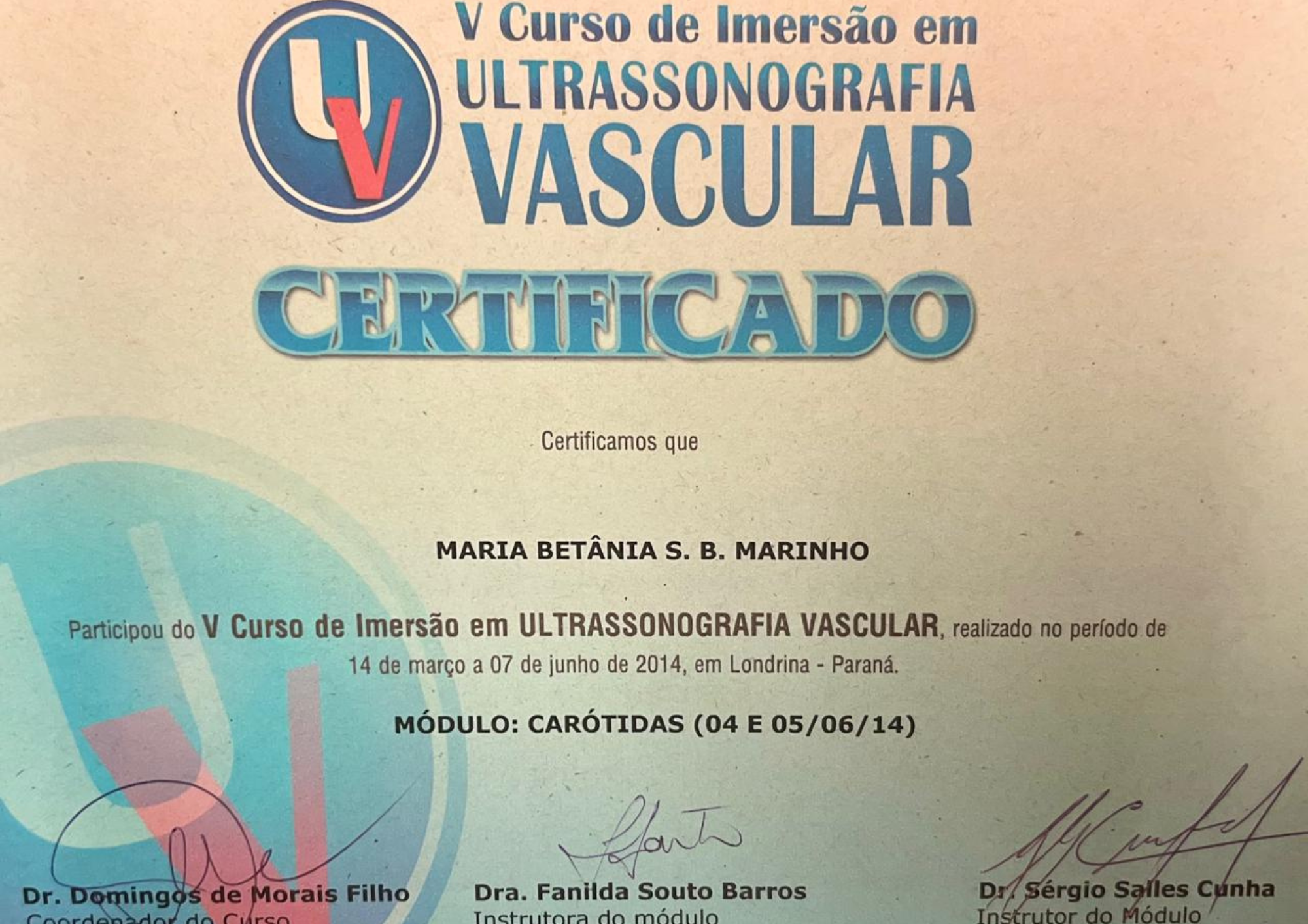 Dra Maria Betânia | Cirurgiã Vascular e Angiologista Especialista em Varizes em Brasília - DF. Tratamento modernos no conforto do consultório, sem internação.