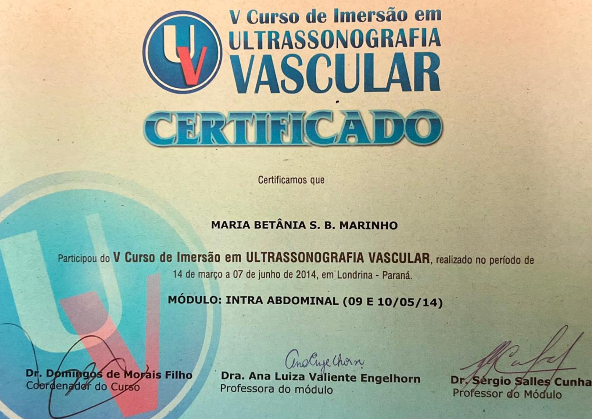 Dra Maria Betânia | Cirurgiã Vascular e Angiologista Especialista em Varizes em Brasília - DF. Tratamento modernos no conforto do consultório, sem internação.